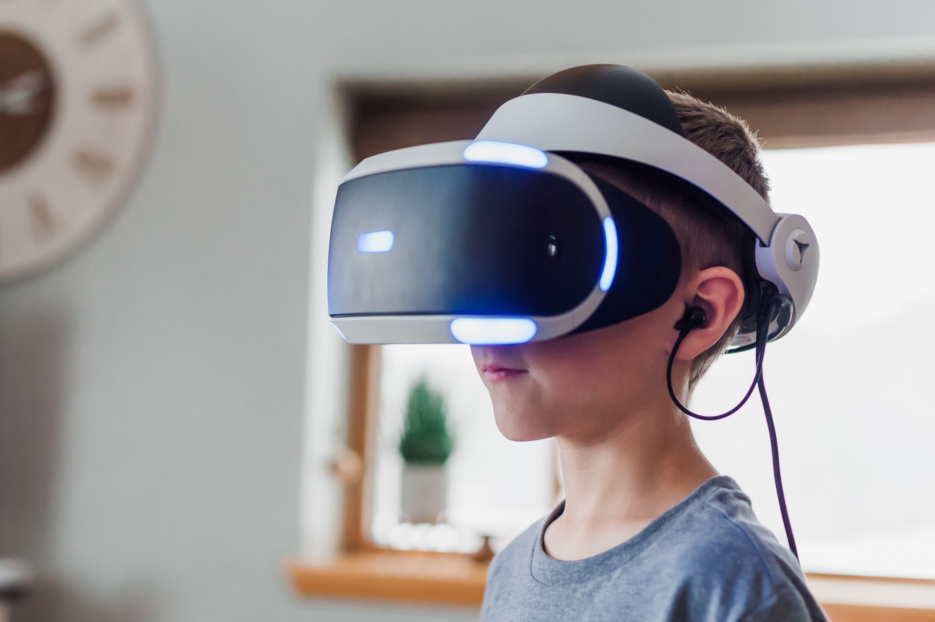How will virtual reality change Education over the next 10 years?